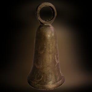 🎄Antique vintage forged Bronze Bell with etched feathers